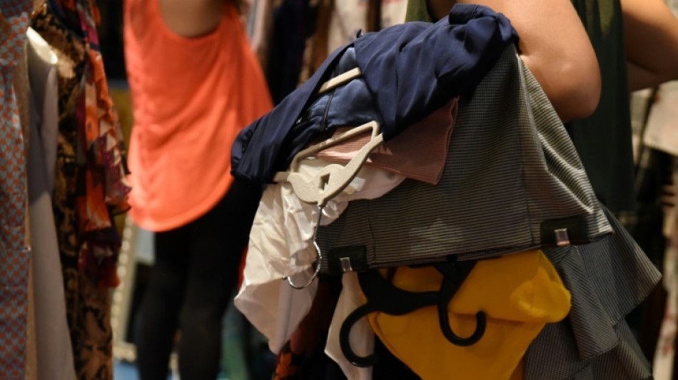 Mode de seconde main en ligne: une tendance &agrave; la surconsommation