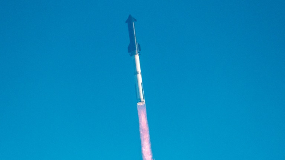 Neunter Testflug missgl&uuml;ckt: SpaceX-Riesenrakete explodiert &uuml;ber Indischem Ozean
