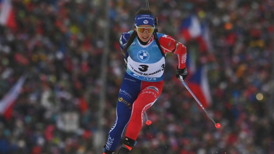 Biathlon: Nove Mesto sourit aux Fran&ccedil;aises, Boe &eacute;gale son record