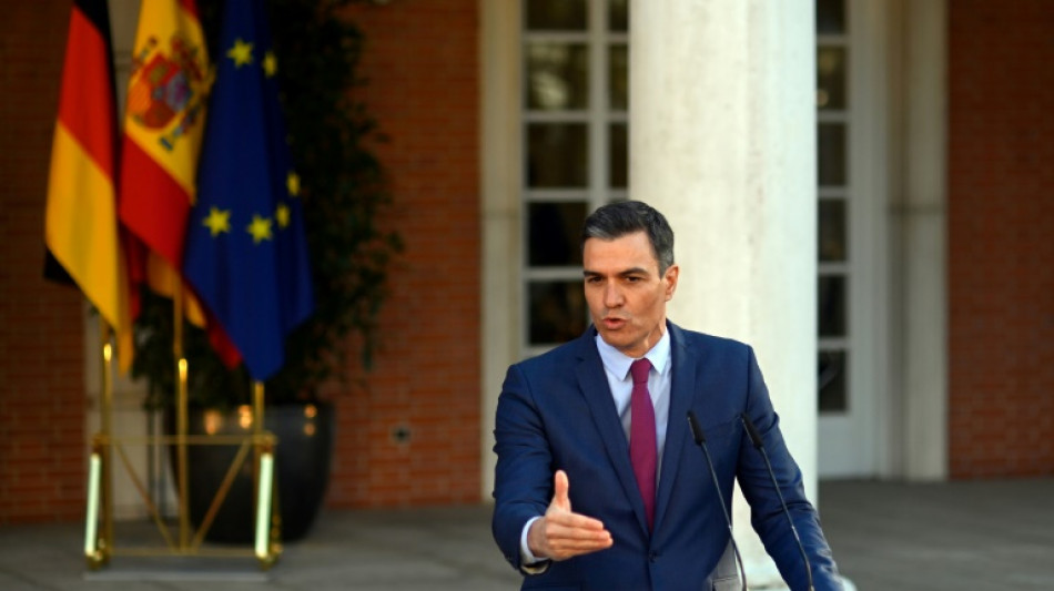 Espa&ntilde;a plantea tratar el covid como enfermedad end&eacute;mica y abre el debate 