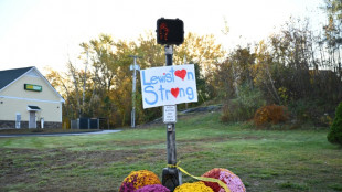 Atirador do Maine comprou armas legalmente, apesar de problemas de sa&uacute;de mental