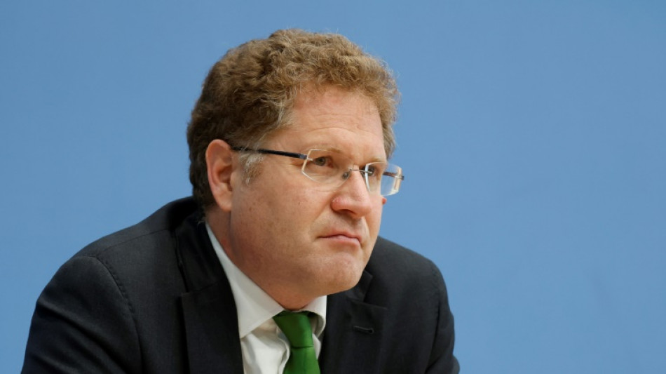 Habeck h&auml;lt an Graichen fest 