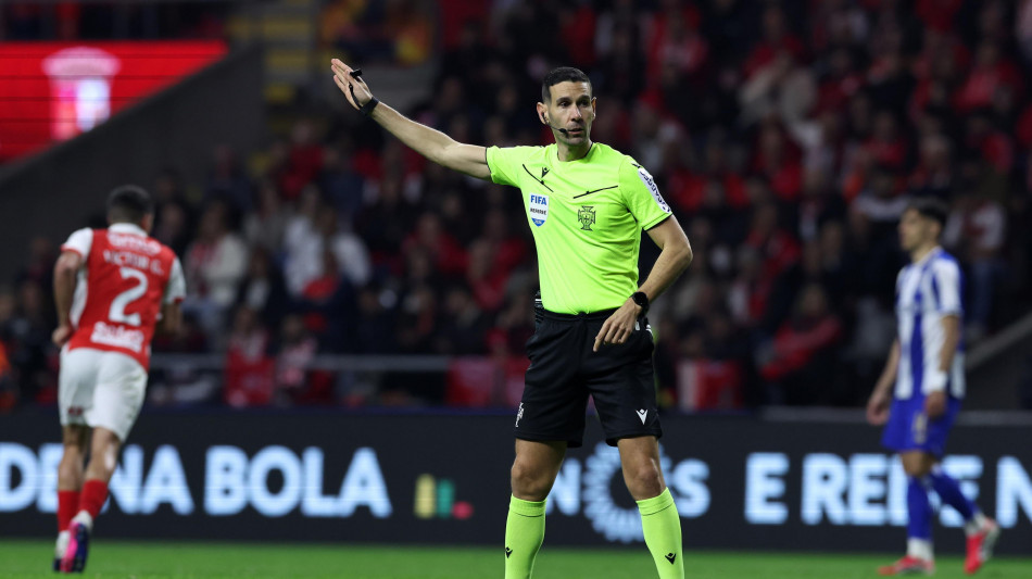 Conference: il portoghese Nobre arbitra l'Atalanta in casa dell'Ajax