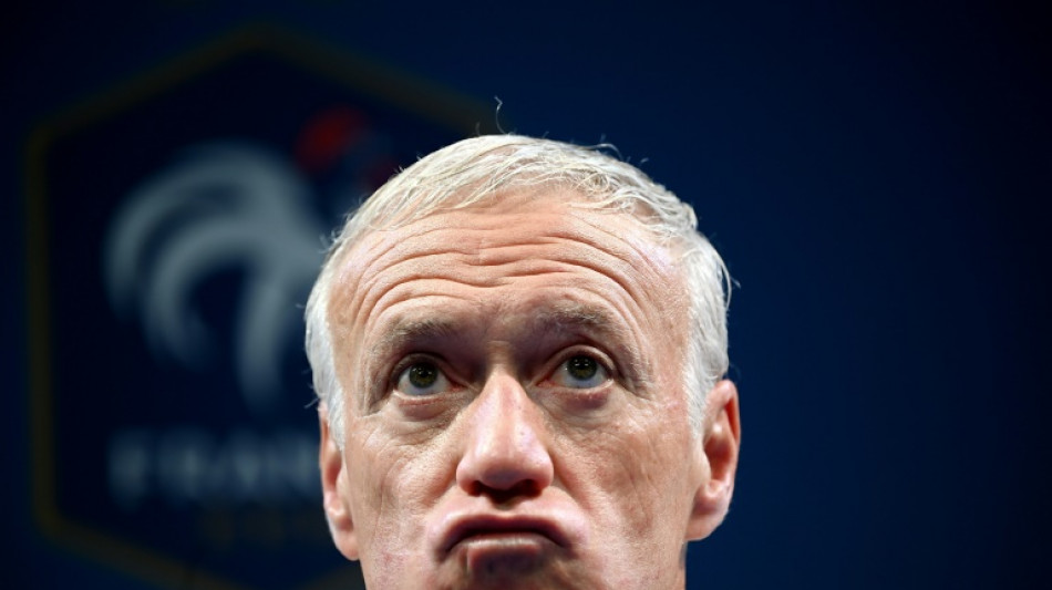 Bleus: jouer les doublures, "humainement tr&egrave;s compliqu&eacute;" pour Giroud (Deschamps)