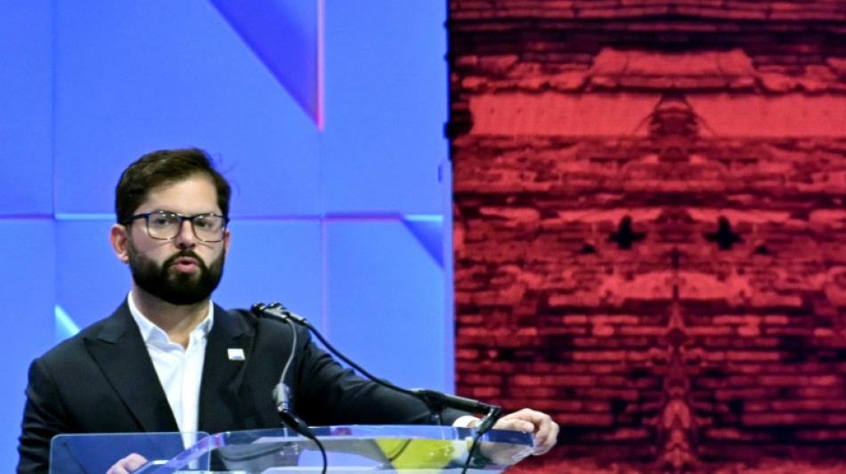 Boric anuncia expuls&atilde;o de imigrantes irregulares no Chile