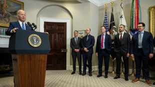 Biden fait pression sur les g&eacute;ants de la tech pour r&egrave;glementer l'intelligence artificielle