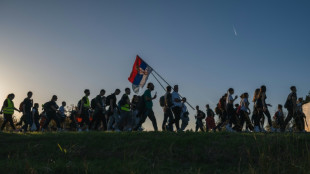 Serbie: un an apr&egrave;s la trag&eacute;die de la gare, des milliers de personnes convergent vers Novi Sad