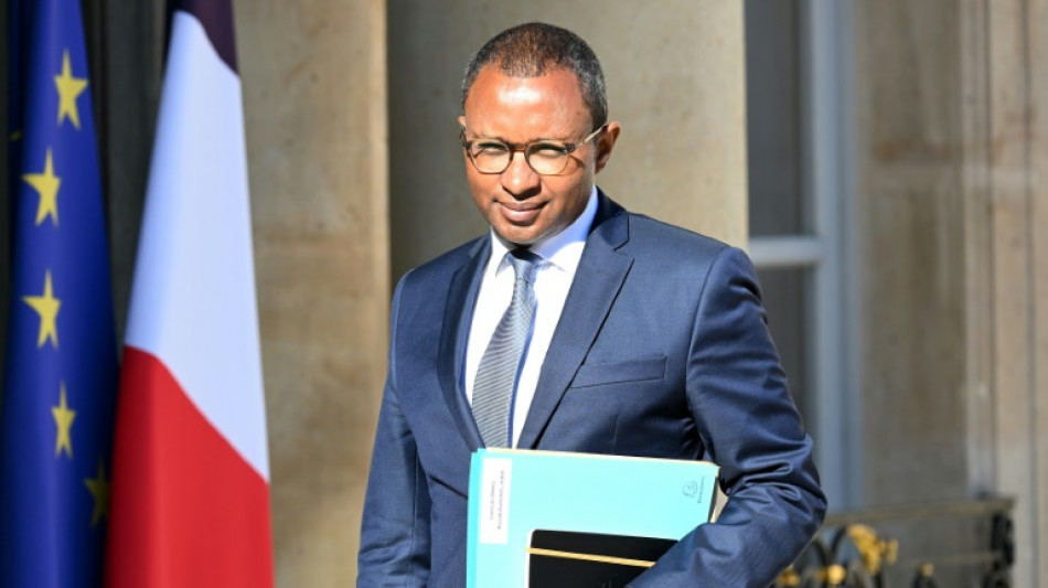 Premi&egrave;re rentr&eacute;e pour Pap Ndiaye, confront&eacute; &agrave; la crise du recrutement des enseignants