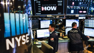 Wall Street ouvre en hausse, pas effray&eacute;e par la surprise sur l'emploi am&eacute;ricain