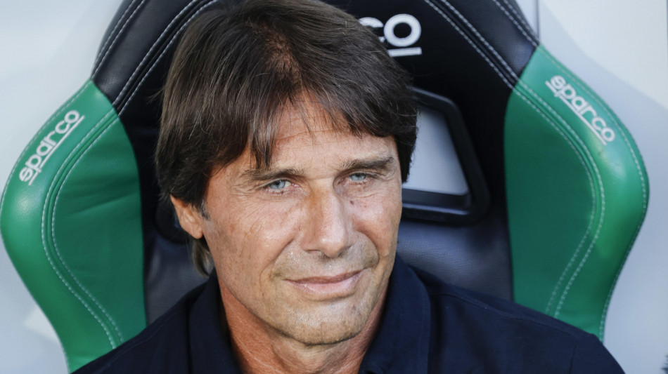 Conte, non &eacute; facile con lo scudetto sul petto