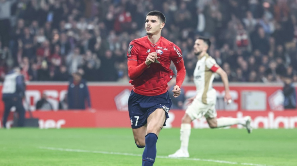 Lens' title push hit hard by Lille defeat