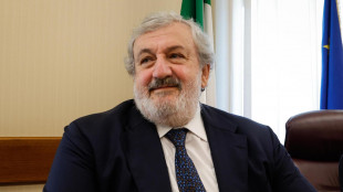 Emiliano, perplessit&agrave; su tentativi riforma Fondazioni liriche