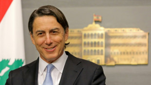 L'&eacute;missaire am&eacute;ricain annonce le d&eacute;but du retrait des forces isra&eacute;liennes de Naqoura, &agrave; l'extr&ecirc;me sud du Liban 