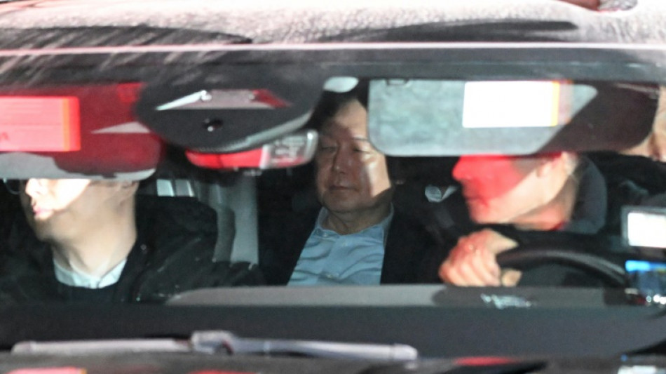 Los fiscales piden prolongar la detenci&oacute;n del destituido presidente surcoreano