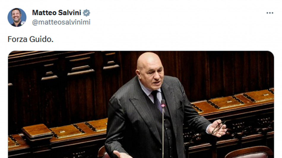 Crosetto presenta denuncia dopo hackeraggio dell'account