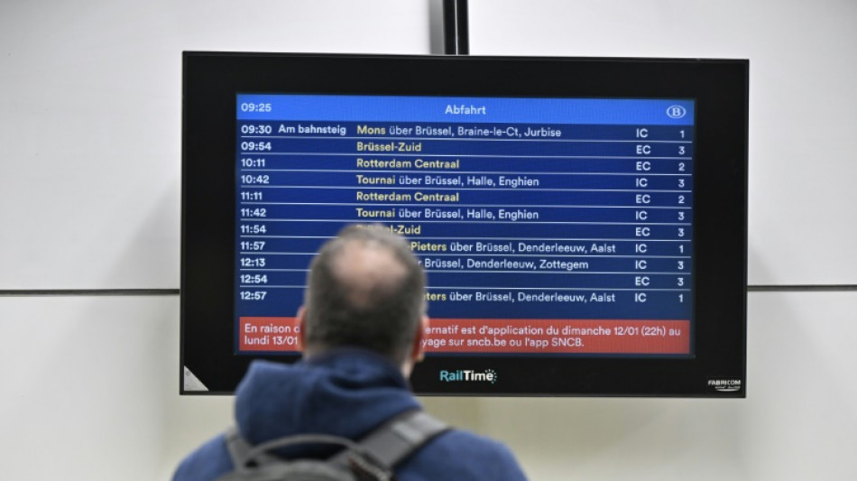 Belgique: transports fortement perturb&eacute;s en raison d'une gr&egrave;ve nationale 