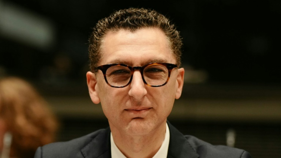 Les "d&eacute;bordements" avec Hanouna, "un risque que nous prenons", dit le patron de Canal+