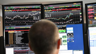 Borsa: l'Europa frena con Wall Street, rifiatano i bond