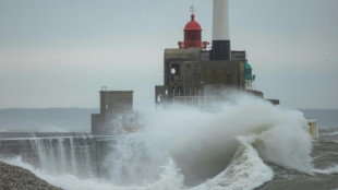Dramatische Rettungsaktion f&uuml;r gestrandete Segler vor deutscher Nordseek&uuml;ste