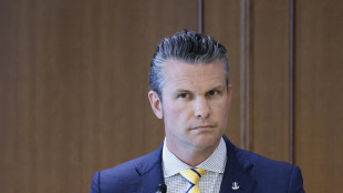 Nyt, Hegseth mand&ograve; chat di guerra anche a moglie e fratello