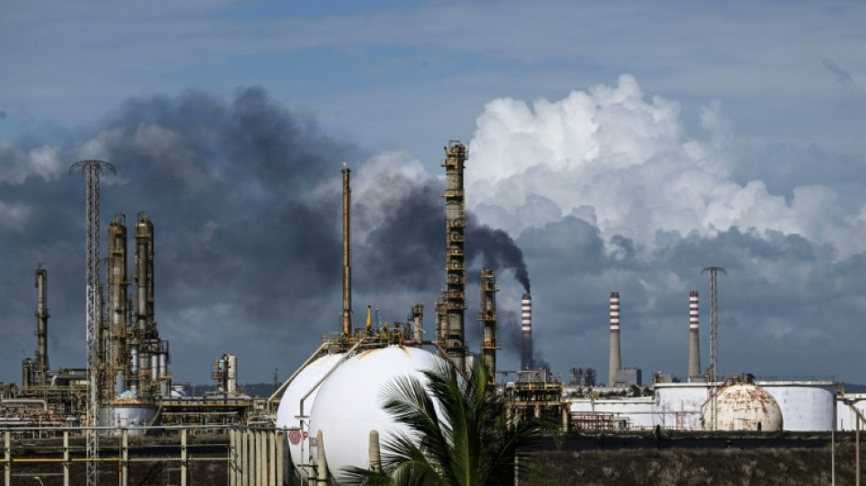 Le Venezuela va ouvrir l'exploitation p&eacute;troli&egrave;re au priv&eacute; sur fond de r&eacute;chauffement des relations avec Washington