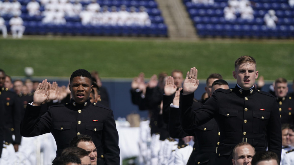 Fox, la Us Naval Academy in lockdown, sentiti spari