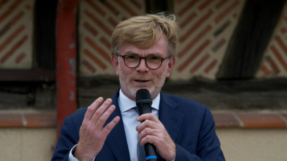 Sur dix ans, "8 &agrave; 10 milliards d'euros" n&eacute;cessaires pour renouveler les for&ecirc;ts en France, selon le ministre de l'Agriculture