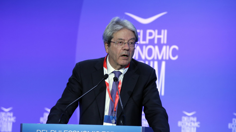 Gentiloni, 'l'inflazione continuer&agrave; la traiettoria in calo'