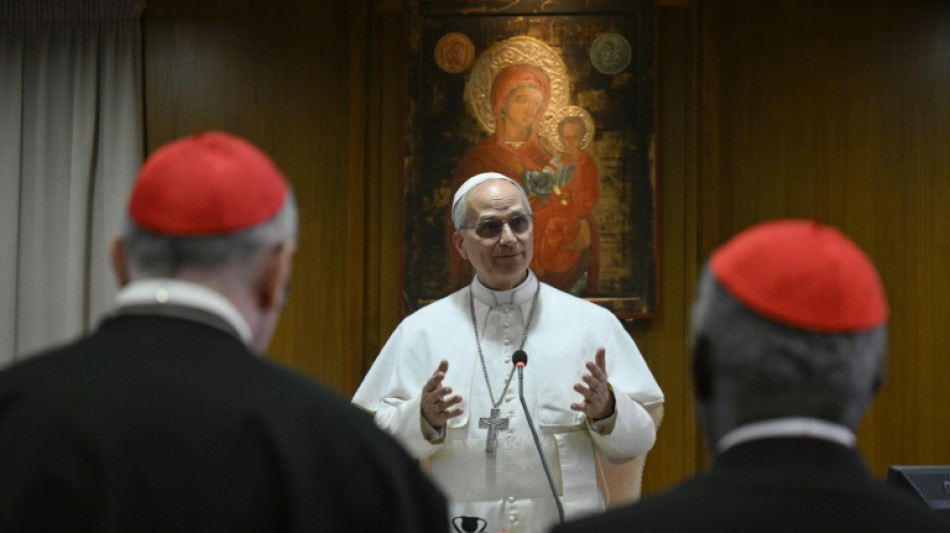 Le&oacute;n XIV, "humilde siervo de Dios", visita la tumba de Francisco