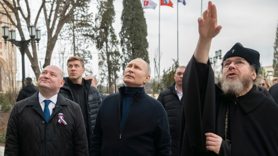 Putin visits Crimea as Ukraine grain deal extended