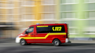 Zusammensto&szlig; von Stra&szlig;enbahn und Linienbus in Dresden: 30 Verletzte