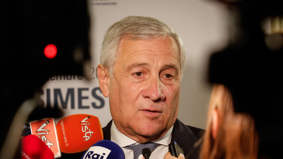 Tajani, 'minacce ibride della Russia mettono a rischio sicurezza europea'