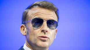 Macron,abbiamo abbordato tanker russo nel Mediterraneo,violazioni intollerabili