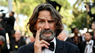 Fr&eacute;d&eacute;ric Beigbeder change d'&eacute;diteur pour un livre de "confessions"