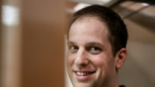 EUA diz que R&uacute;ssia rejeitou proposta 'substancial' para libertar dois americanos