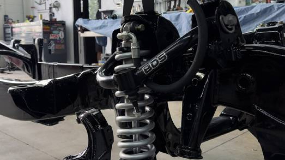 BDS front suspension with FOX coilover