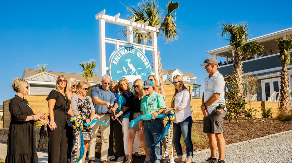 Luxury Hotel and Event Center Saltwater Resort Opens on N.C.'s Topsail Island