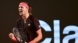 Kraftakt in drei S&auml;tzen: Zverev im Achtelfinale von Acapulco
