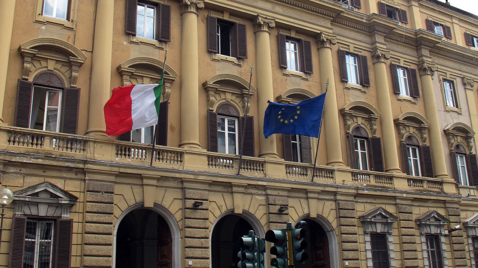 Lo spread tra Btp e Bund tedeschi apre in calo a 92,2 punti