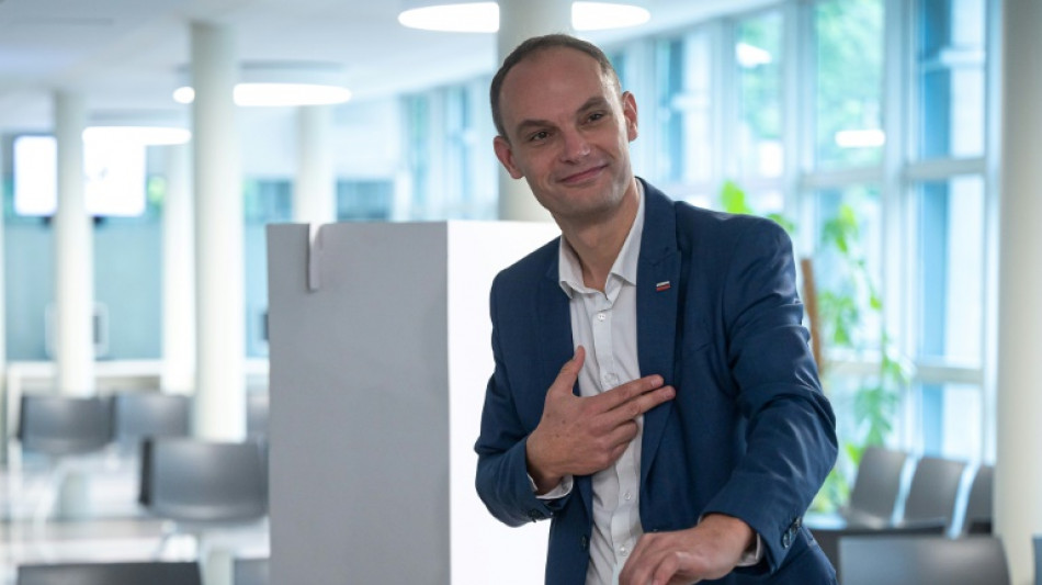 Pr&eacute;sidentielle slov&egrave;ne: le candidat conservateur en t&ecirc;te du premier tour