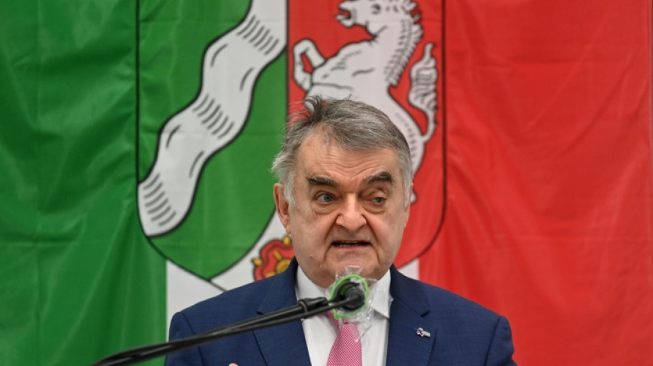 NRW-Innenminister hat "zunehmend Zweifel" an t&ouml;dlichem Polizeieinsatz in Dortmund