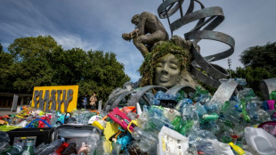Plus que quatre jours pour boucler un trait&eacute; mondial contre la pollution plastique