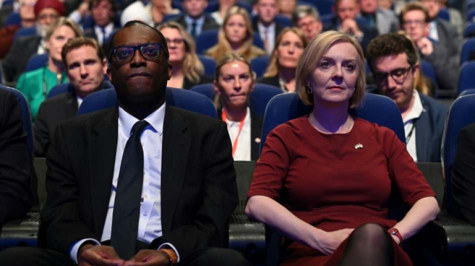 Londres avance sa pr&eacute;sentation budg&eacute;taire apr&egrave;s les turbulences sur les march&eacute;s