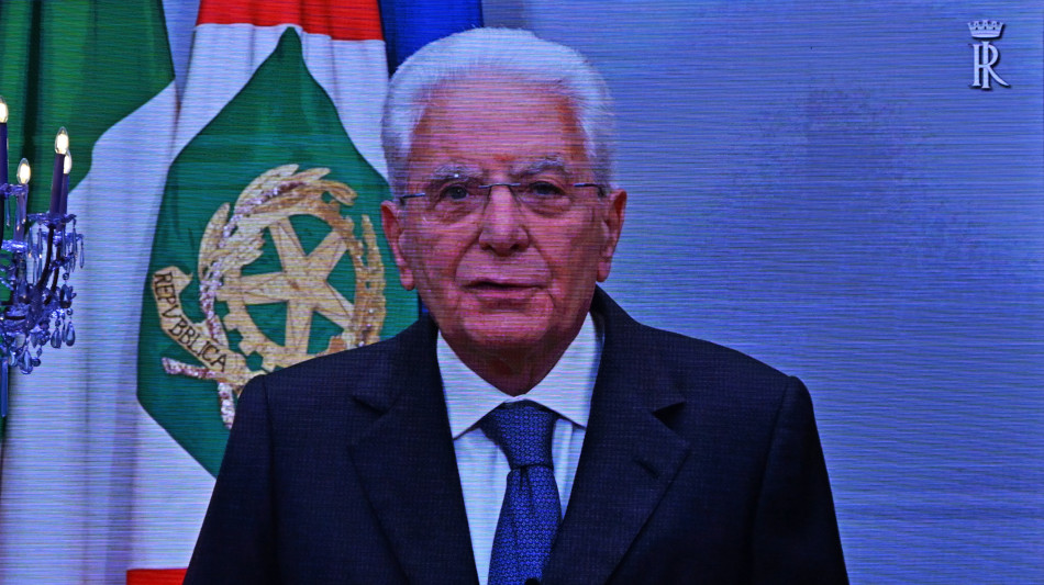 Mattarella, il mondo ha bisogno dell'Ue per centralit&agrave; diritto