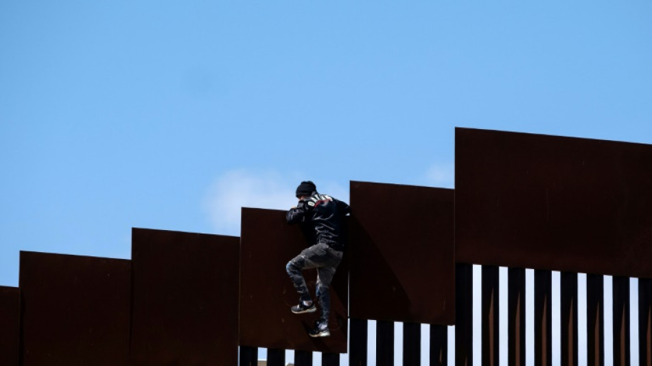 Atrasos nos tribunais dos EUA, uma b&ecirc;n&ccedil;&atilde;o para muitos migrantes