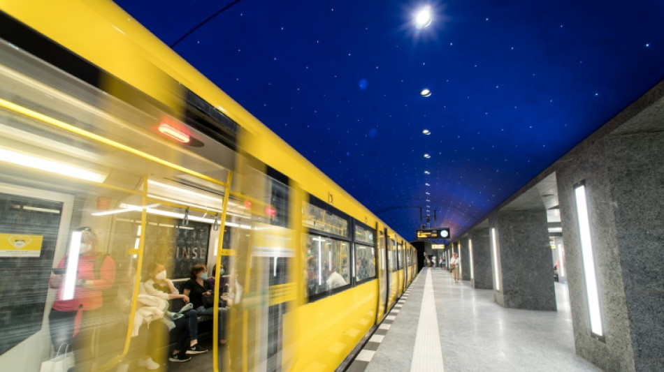 Streiks legen &ouml;ffentlichen Nahverkehr in Deutschland lahm