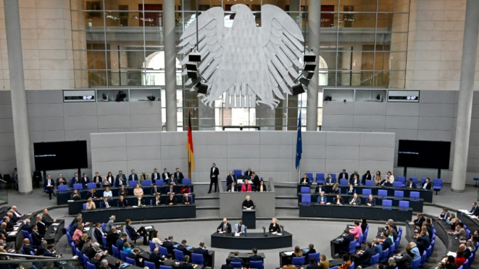 Bundestagssitzung zu Finanzpaket beginnt mit Schlagabtausch zu Gesch&auml;ftsordnung