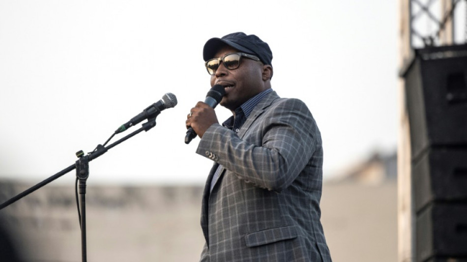 S&eacute;n&eacute;gal: r&eacute;voqu&eacute;, le maire de Dakar &eacute;voque un recours et d&eacute;nonce une "dictature"