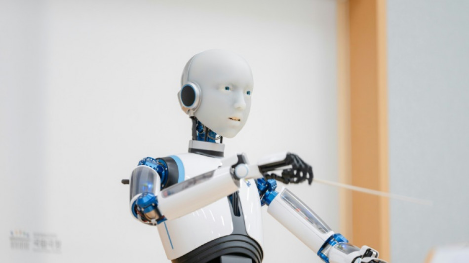 Roboter dirigiert Orchester in S&uuml;dkorea