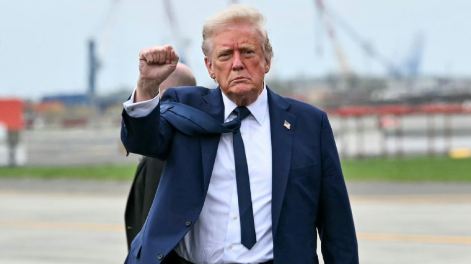 Em 100 dias, Trump mergulha EUA e o mundo na ansiedade